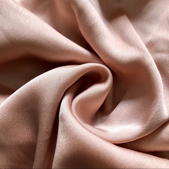 MATCHING SET fashionnova satin louder wear - Picture 4 of 4